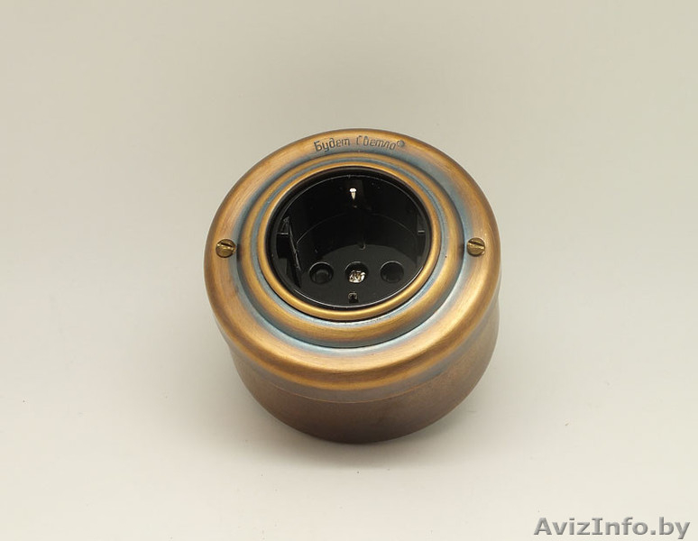 Розетка 16 А с заземлением Petrucci, латунь,черная.Патина коричневая - Изображение #3, Объявление #1546080