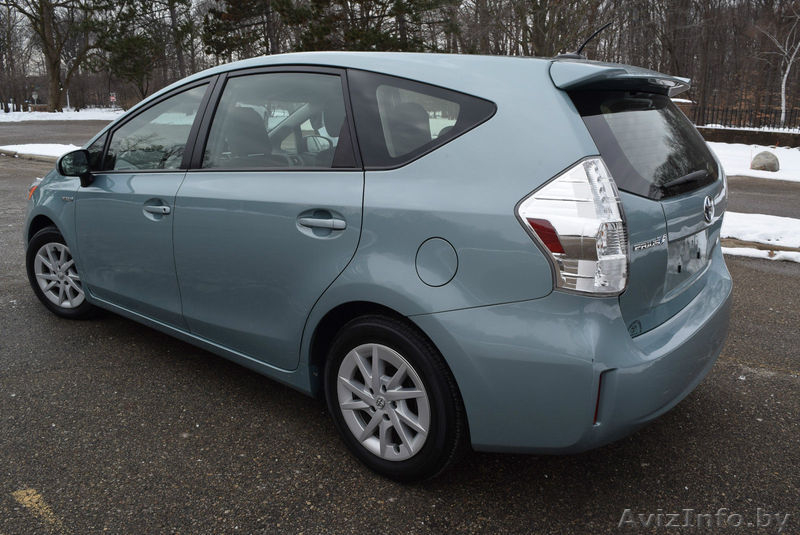 Автомобиль Тoyota Prius V - Изображение #4, Объявление #1550066