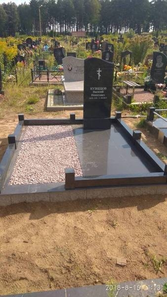 Венки и корзины: Разнообразие траурных венков и корзин.  - Изображение #4, Объявление #1664721