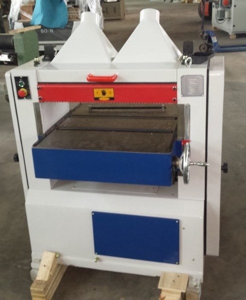 20-27-517 Рейсмусовый станок WOODLAND MACHINERY MB106H (новый) - Изображение #1, Объявление #1678455