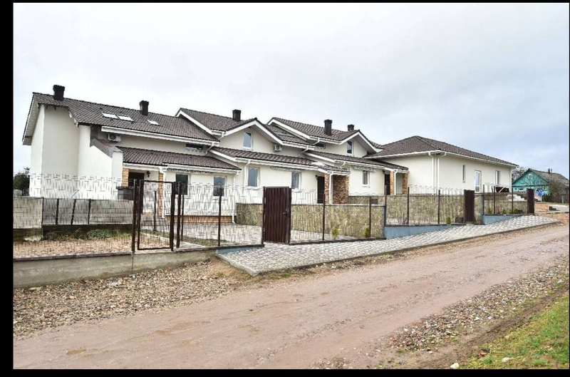 Сдам в аренду на длительный срок: коттедж, г. Фаниполь - Изображение #1, Объявление #1743202