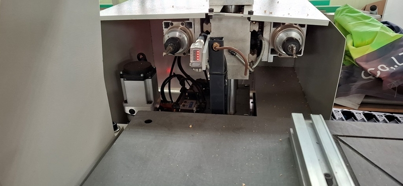 20-90-534 CNC сверлильно-долбежный станок  WOODLAND MACHINERY  (новый) - Изображение #3, Объявление #1741734