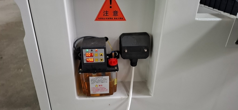 20-90-534 CNC сверлильно-долбежный станок  WOODLAND MACHINERY  (новый) - Изображение #6, Объявление #1741734