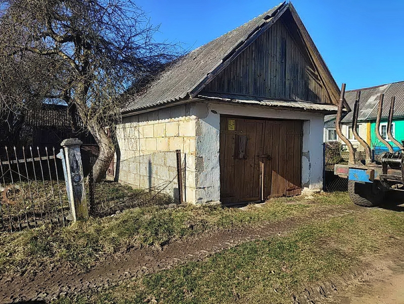 Продам 2-этажный дом на берегу озера Свирь в г.п. Свирь. - Изображение #3, Объявление #1751450