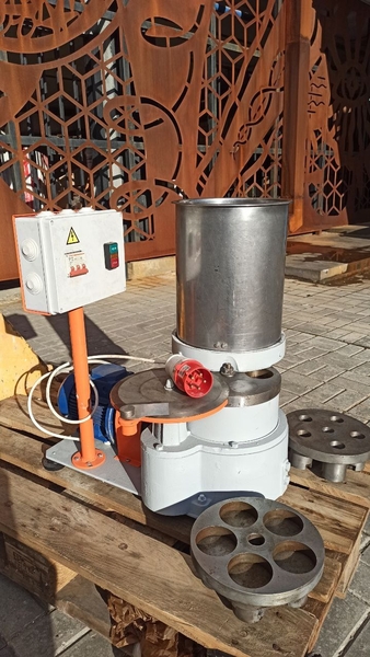 Автомат котлетный Станкостроитель АК2М-40-У - Изображение #1, Объявление #1751580